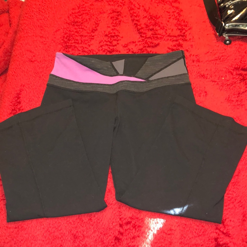 Lululemon reversible leggings size 6